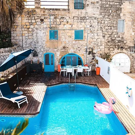 A Stunning Gozo With A Large Pool Вилла *